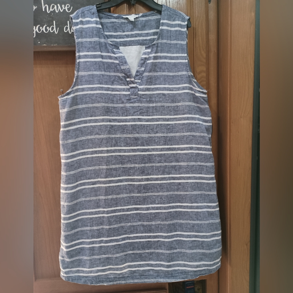 BeachLunchLounge Linen Blend Striped Sleeveless Top - Blue and White XL